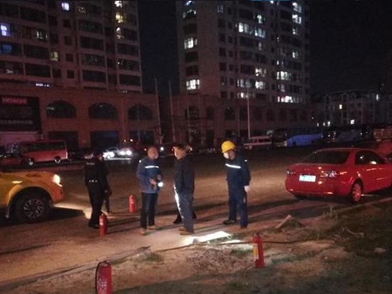 欣汇龙物业｜险情直击，秩序员不惧火情，危机时刻见真情