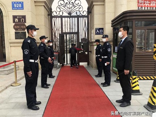 为迎接援鄂英雄，这俩小区太豪横！