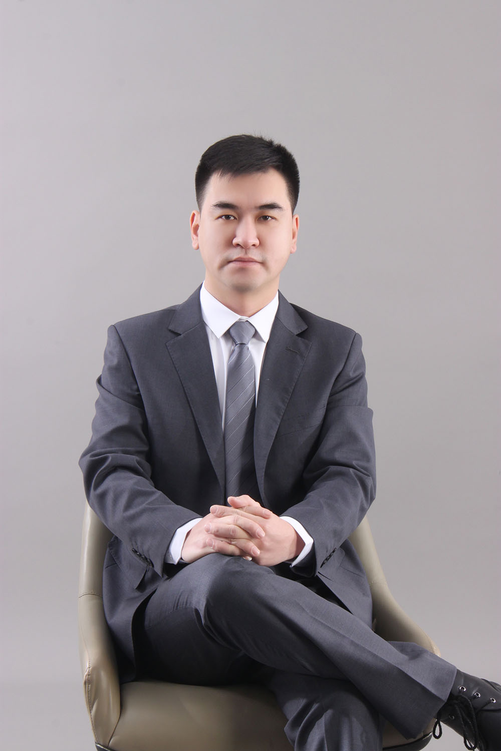 欣汇龙物业副总田卓