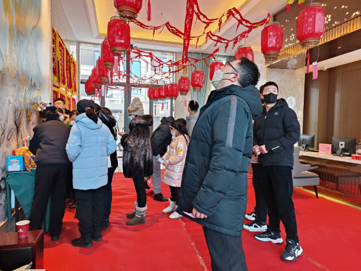 欣汇龙物业丨元宵佳节，欣汇龙物业传承民俗，品汤圆、炸元宵、猜灯谜、做游戏...与业主共团圆