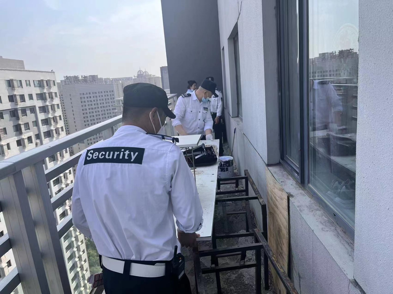 欣汇龙物业 | 安全月 持续清理可燃物 消除火灾隐患