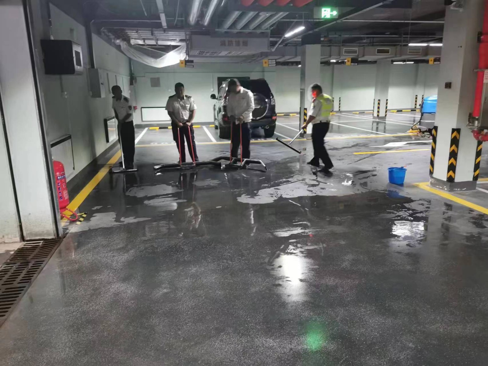以练备战丨防范于未然 欣汇龙物业开展跑水应急演练